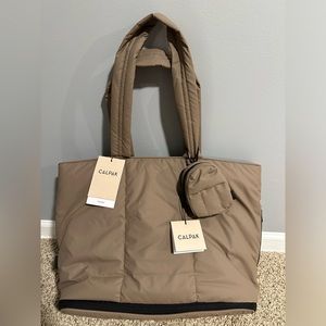 BNWT Calpak Luka Expandable Laptop Tote and Key Pouch